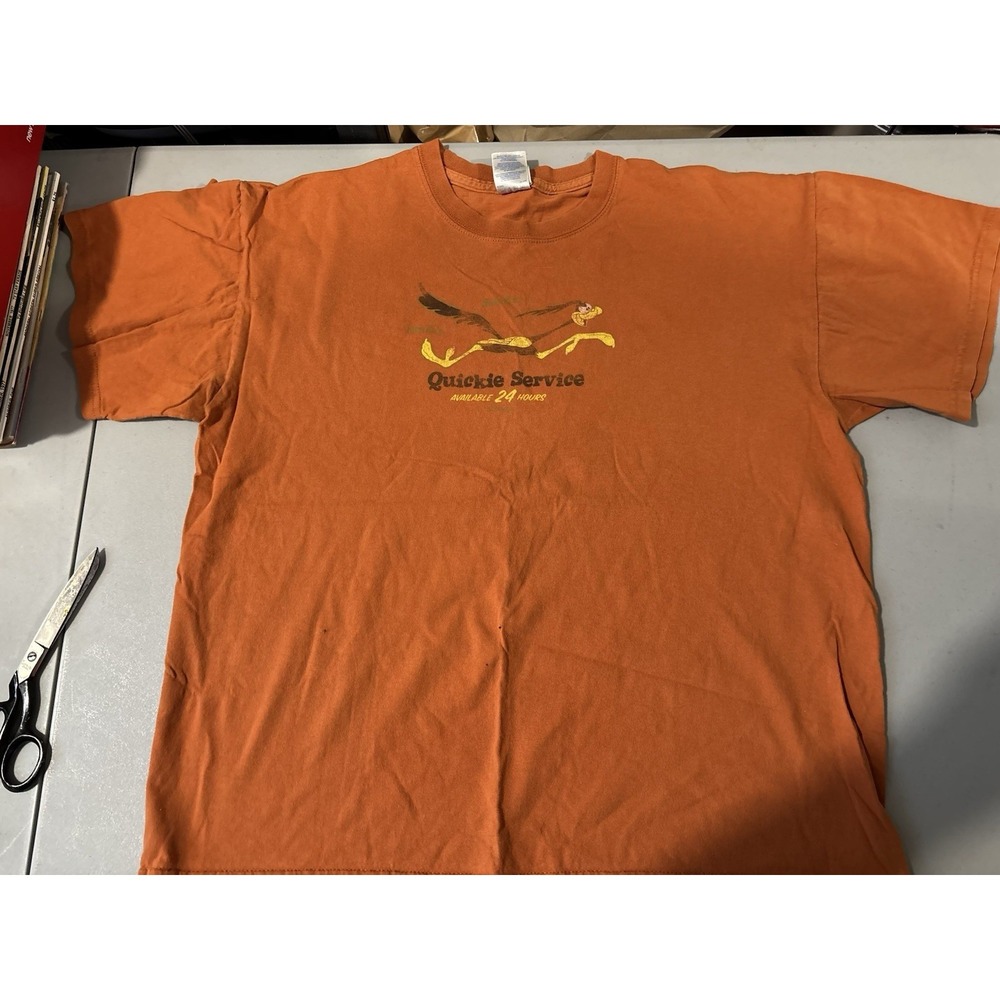 Vtg Six Flags XL Orange Roadrunner Quickie Service Tshirt Very Hard To Find